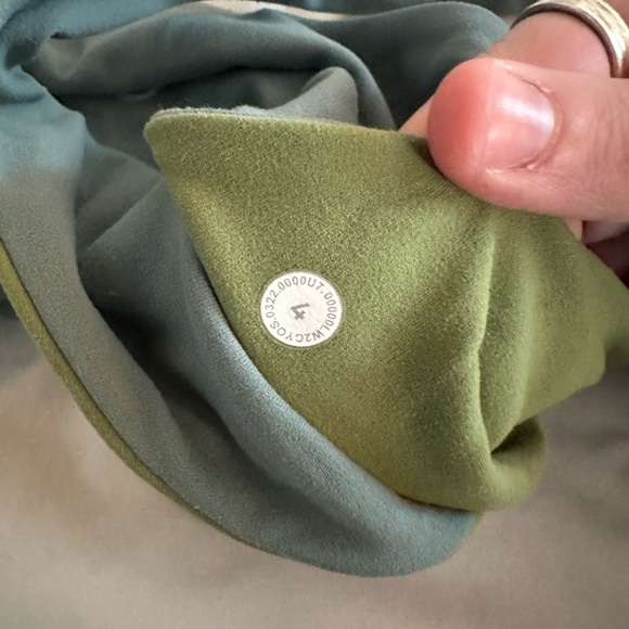 lululemon a/b cup reversible tidewater teal/green foliage align sports bra - Picture 7 of 7